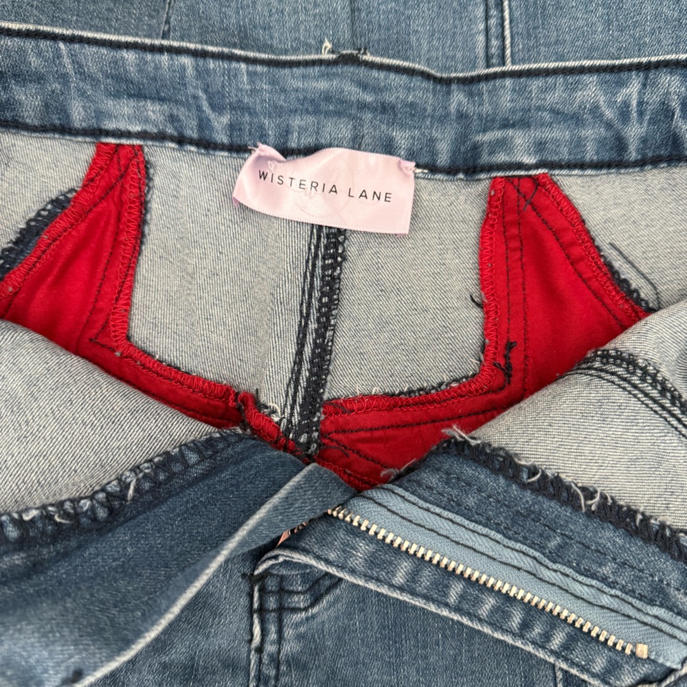 Wisteria Lane Blue Denim - Picture 3 of 3